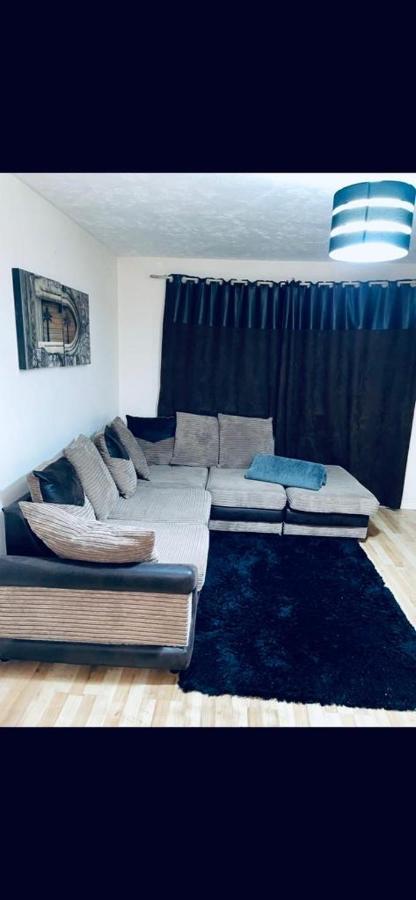 Service Apartment Thamesmead  Exteriör bild